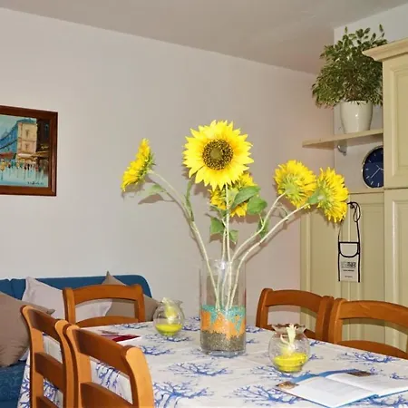 Apartamento Spacious Flat On The 2nd Floor Located 300 Metres From The Lignano Sabbiadoro